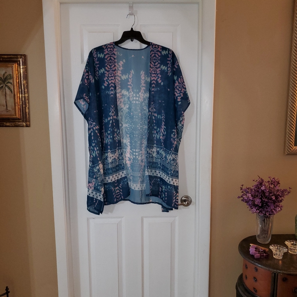 Kimono with Blue & Pink Accents